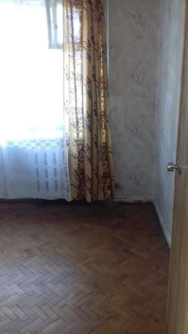 Апартаменты 3 комнатная без мебели на черемушках Одесса-8